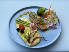 Cá Chẽm Áp Chảo & Khoai Nghiền