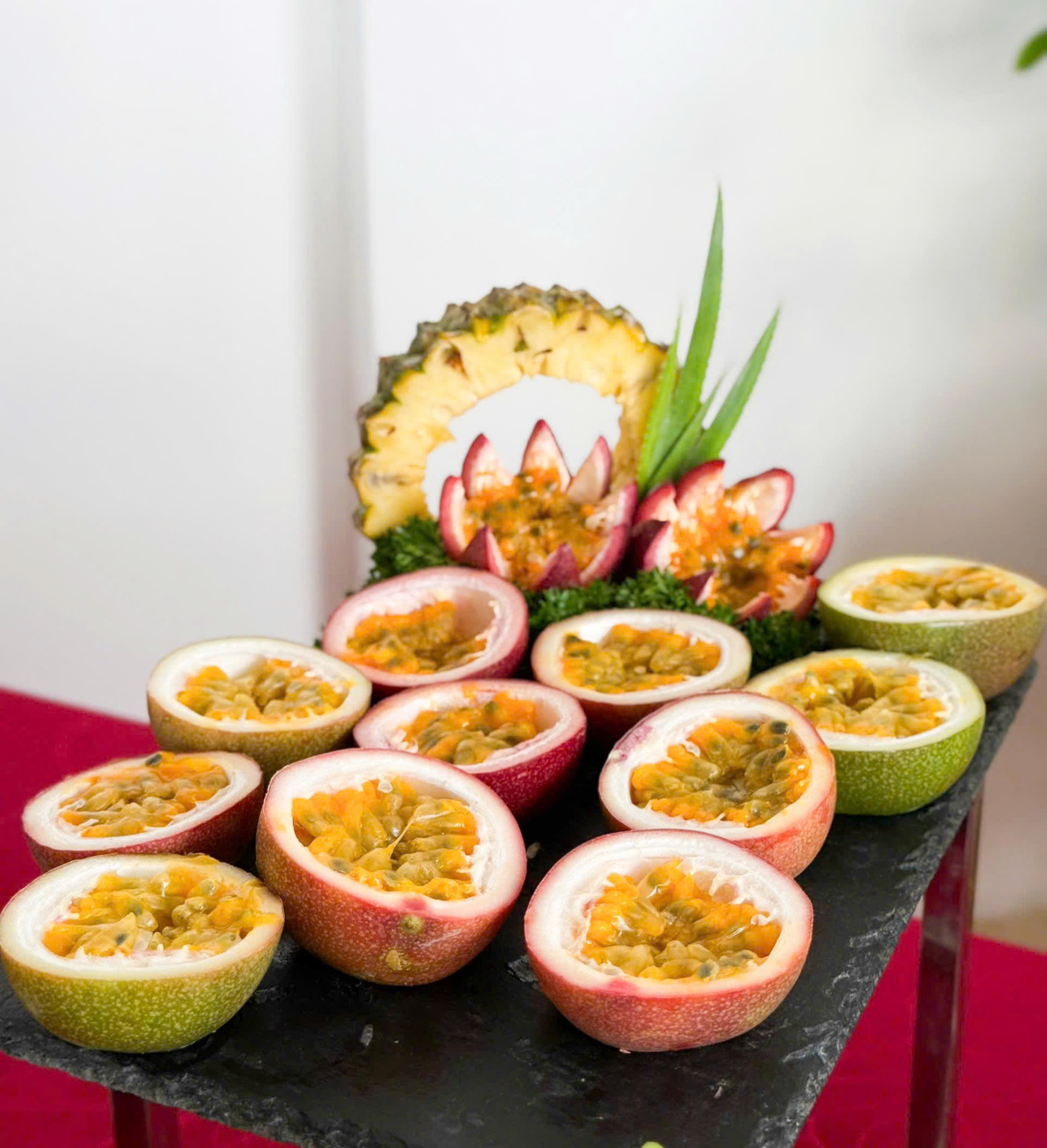Chanh dây tươi trang trí buffet